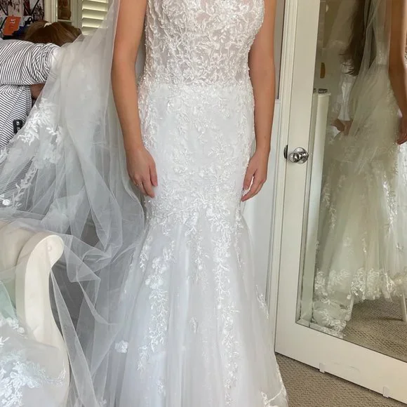 Never Worn Maggie Sottero Lennon Gown - Picture 10 of 13